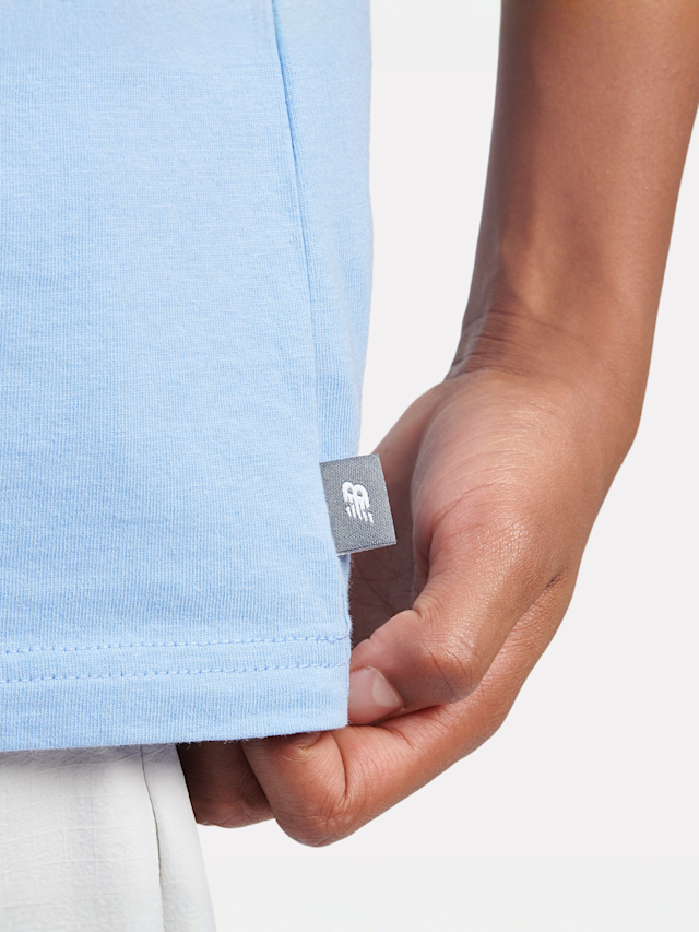 New Balance, Linear Athletics Graphic Tee, blauw, Afbeelding 4 van 5