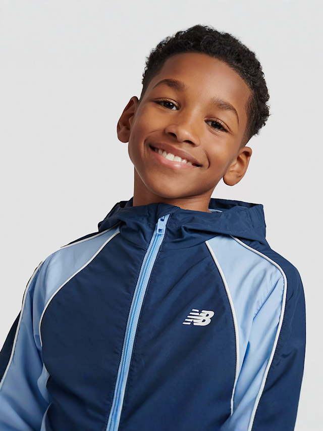 New Balance, Varsity Woven Jacket, niebieski, Obraz 3 z 5