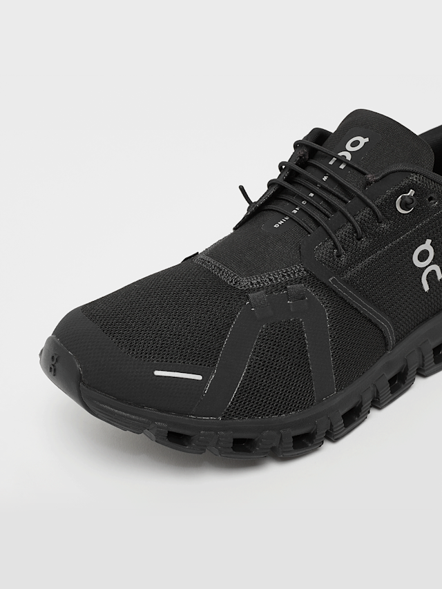 On, Cloud 6, black, Image 7 of 9