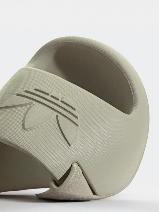 adidas Originals, Adifom Adilette Kids Slides (GS), grey, Image 7 of 8
