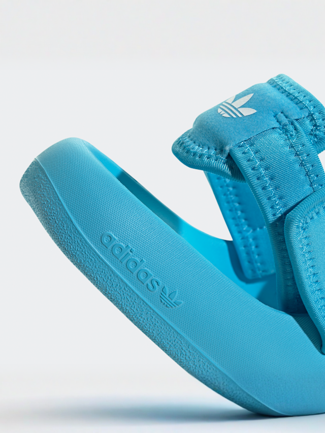 adidas Originals, Adifom Adilette Kids Slides (GS), blue, Image 8 of 8