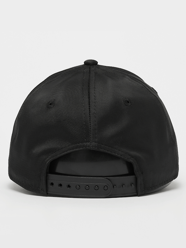 New Era, Female 9FORTY Satin New York Yankees, black, Image 2 of 4