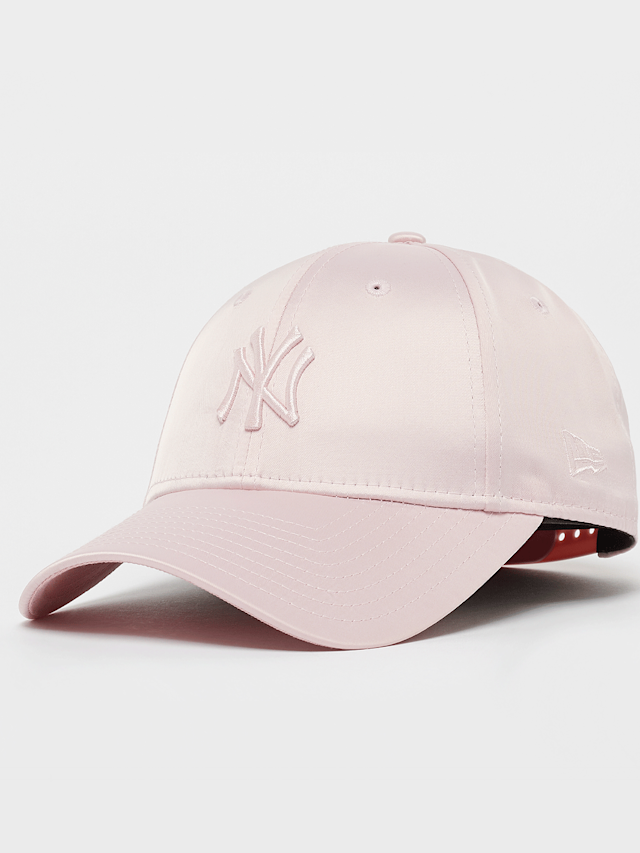 New Era, Female 9FORTY Satin New York Yankees, light pink, Image 1 of 4