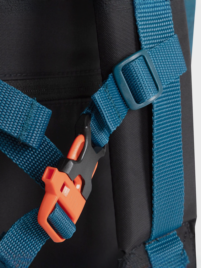 Eastpak, Day Pak'r Jaws Poster, blue, Image 6 of 9