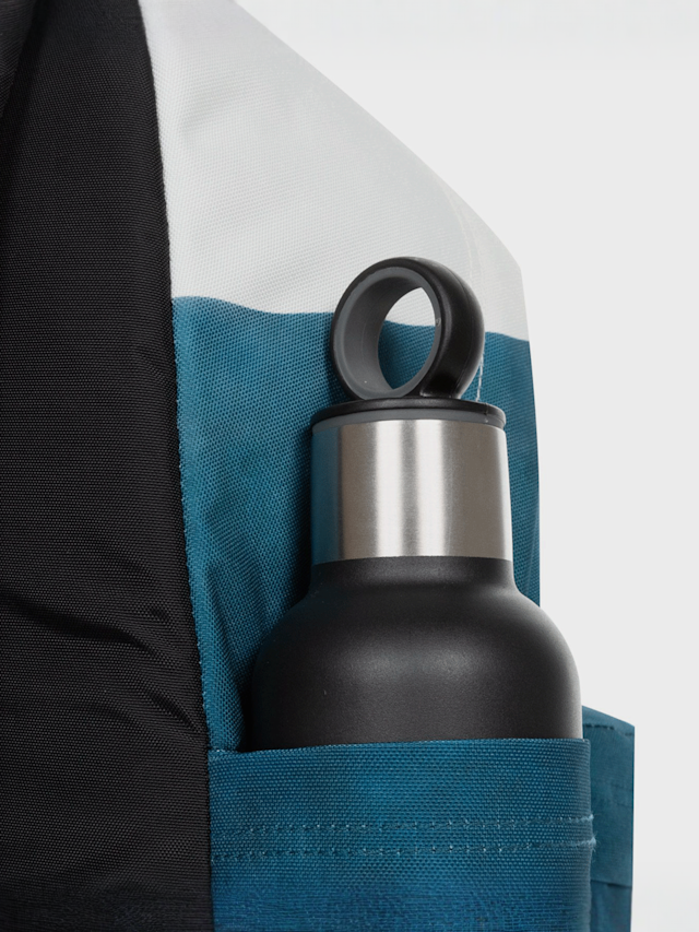 Eastpak, Day Pak'r Jaws Poster, blue, Image 7 of 9