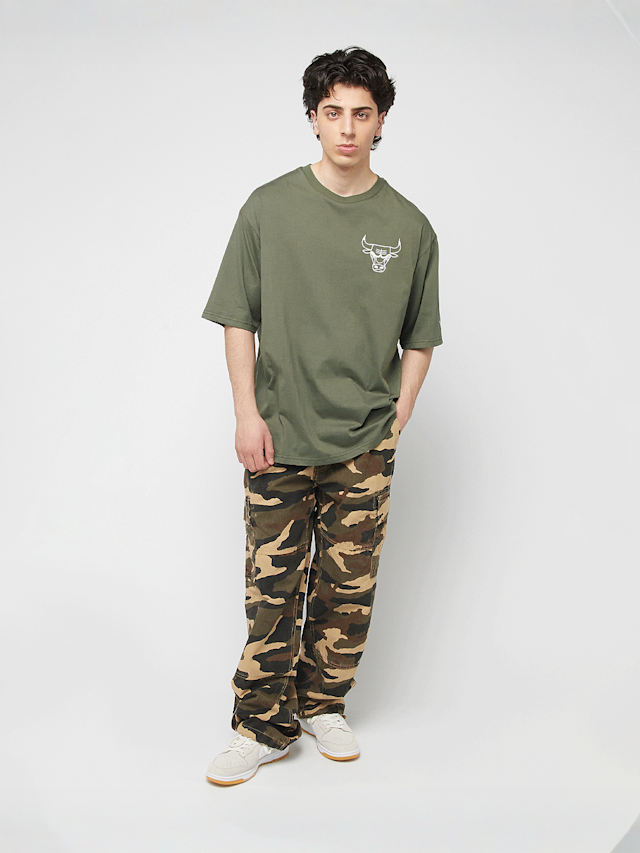 New Era, NBA League Essential Oversized Tee Chicago Bulls, green, Image 5 of 5