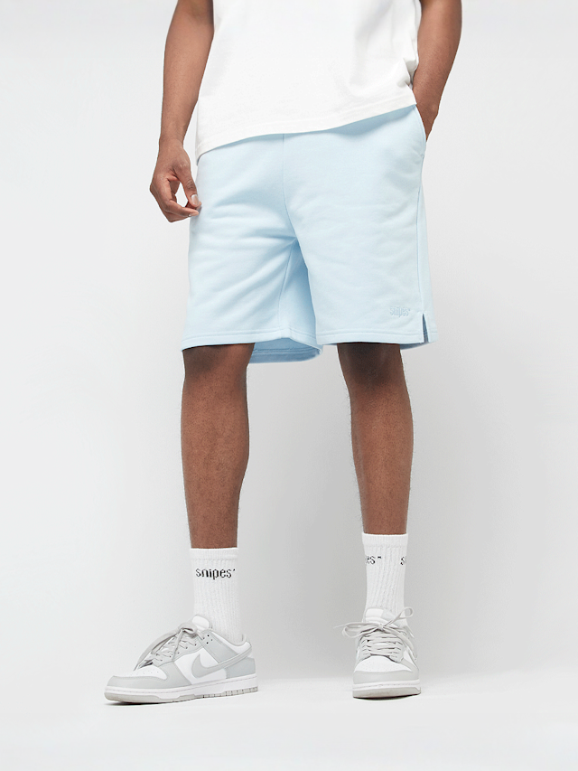 SNIPES, Small Logo Essential Sweat Shorts, blue, Image 1 of 5