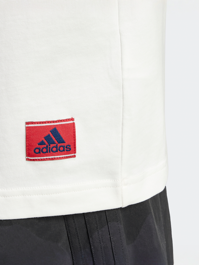 adidas Originals, Badge T-Shirt, white, Image 4 of 5