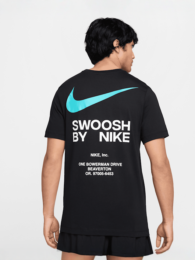 Nike, Sportswear Club T-Shirt, zwart, Afbeelding 2 van 5