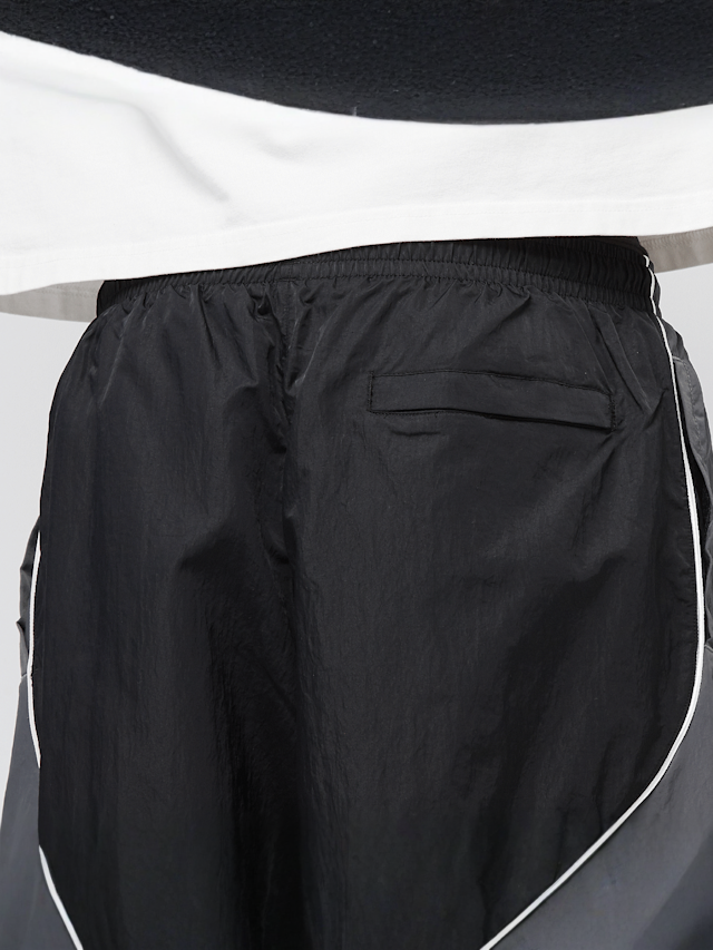 Under Armour, Icon Volley CB Shorts, black, Image 4 of 5