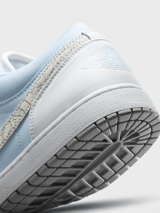 Jordan, WMNS Air Jordan 1 Low SE, blue, Image 8 of 8