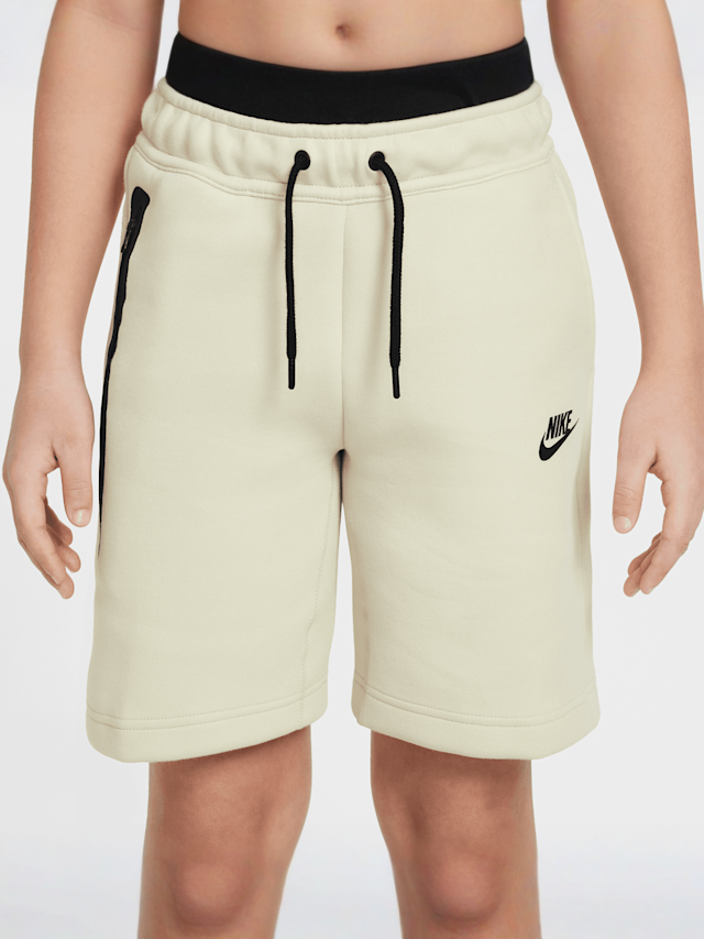 Nike, Junior Sportswear Tech Fleece Short, beige, Image 3 of 6