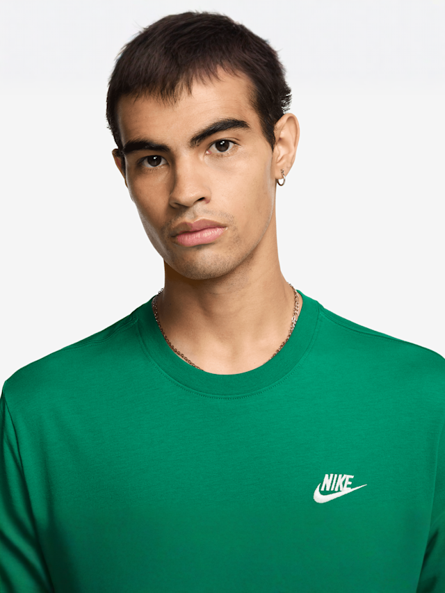 Nike, Sportswear Club Tee, green, Image 3 of 3