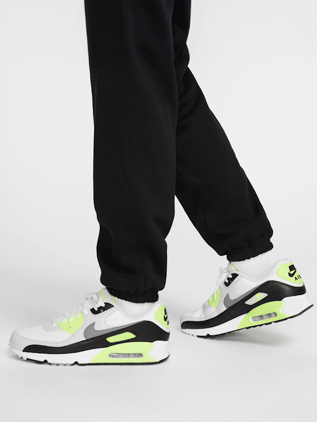 Nike, Sportswear Club Basketball Cargo Pant, black, Image 6 of 7