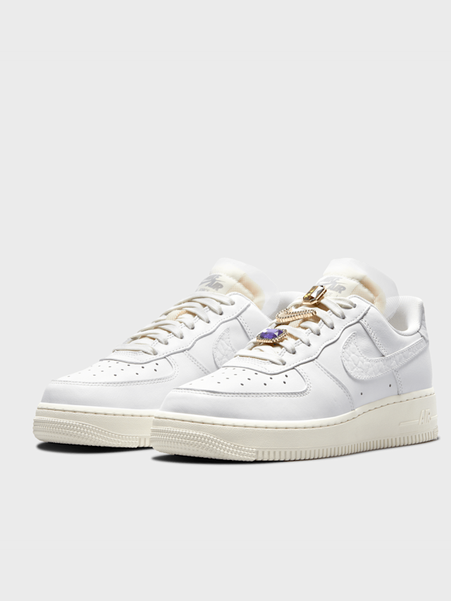 Nike, WMNS Air Force 1 Low Premium, white, Image 4 of 9