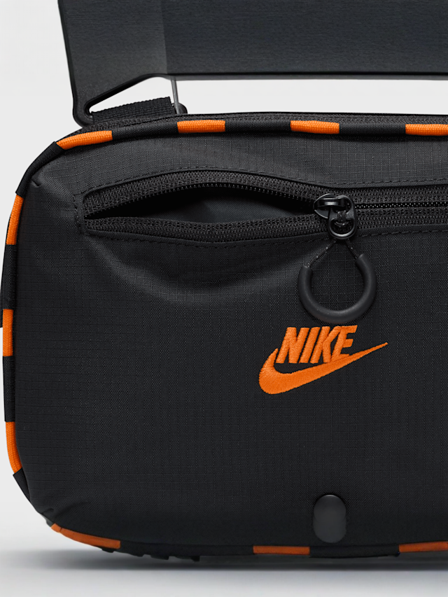 Nike, Hayward Patrol Crossbody, black, Image 5 of 9