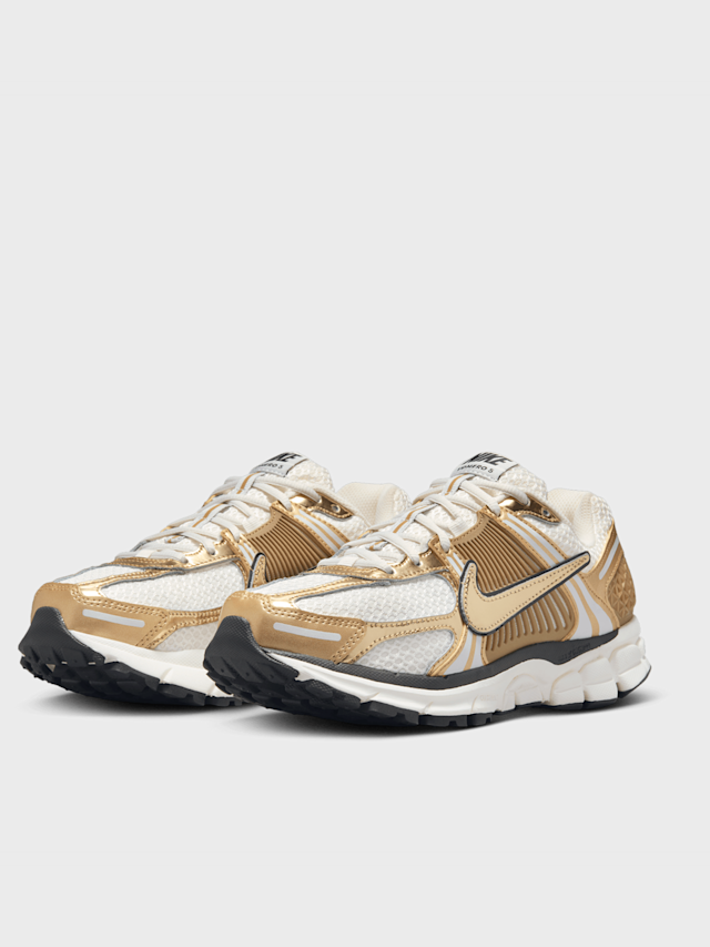 Nike, WMNS Zoom Vomero 5, gold, Image 4 of 8