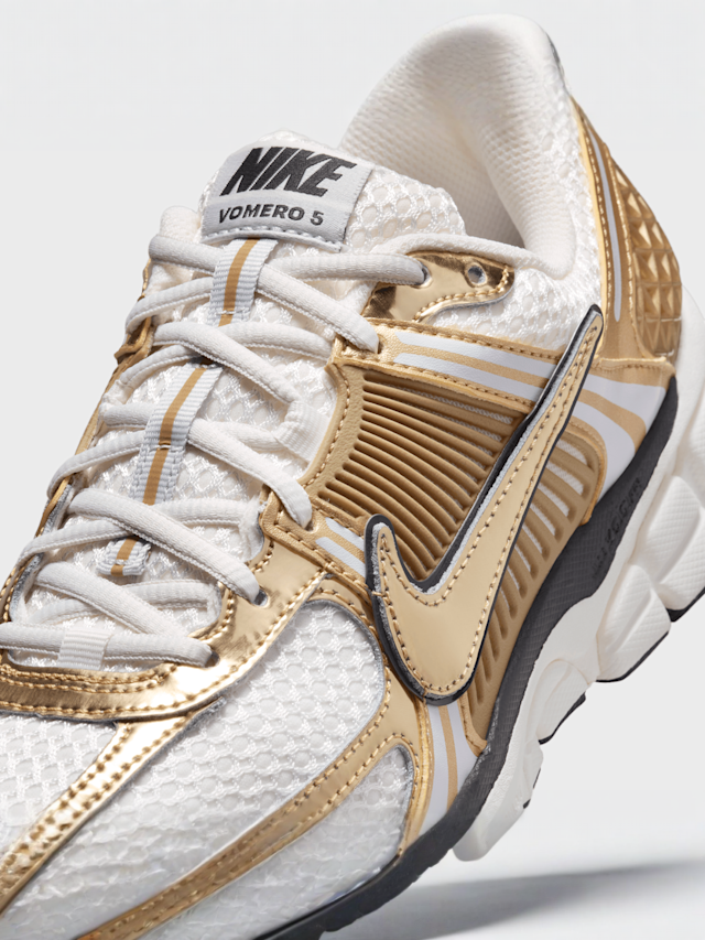 Nike, WMNS Zoom Vomero 5, gold, Image 7 of 8