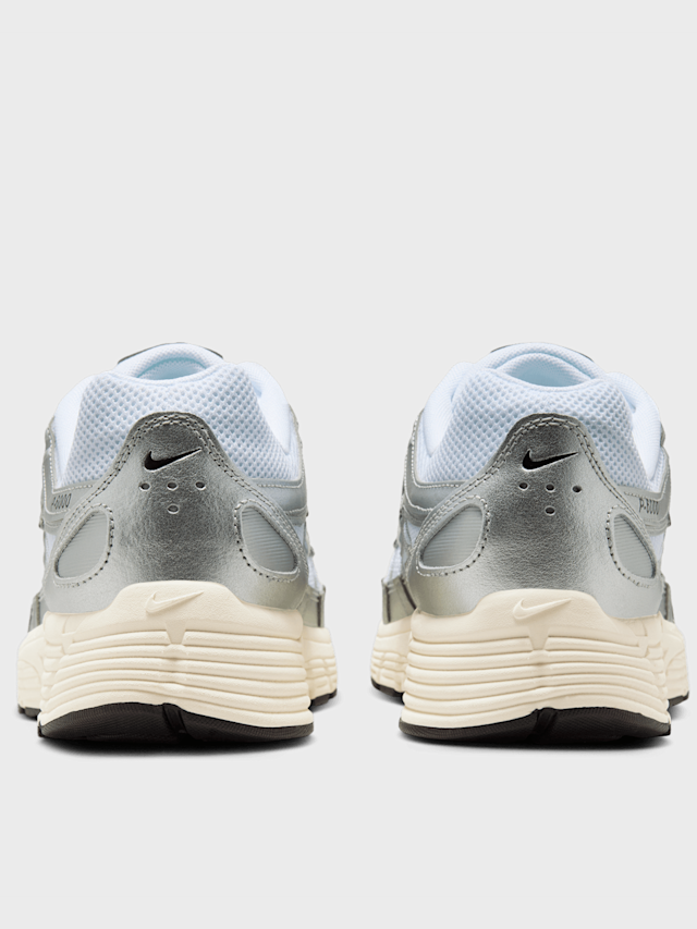 Nike, P-6000 metallic silver/metallic silver/black, silver, Image 5 of 8