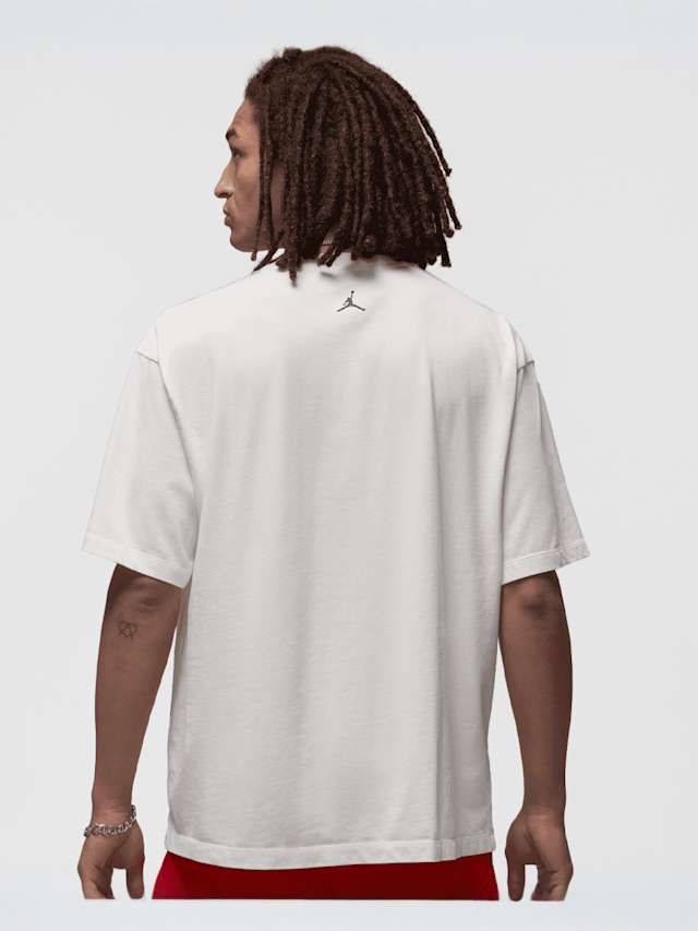 Jordan, Flight Essentials Graphic T-Shirt, beige, Image 2 of 5