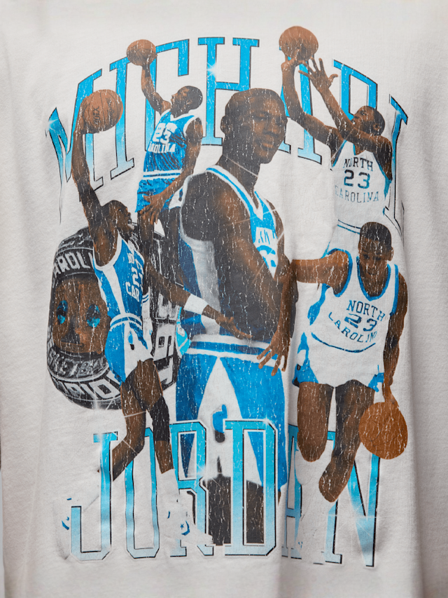 Jordan, Flight Essentials Graphic T-Shirt, beige, Image 3 of 5