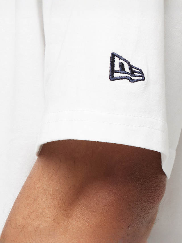 New Era, MLB Arch Graphic Oversized Tee New York Yankees, white, Image 4 of 5