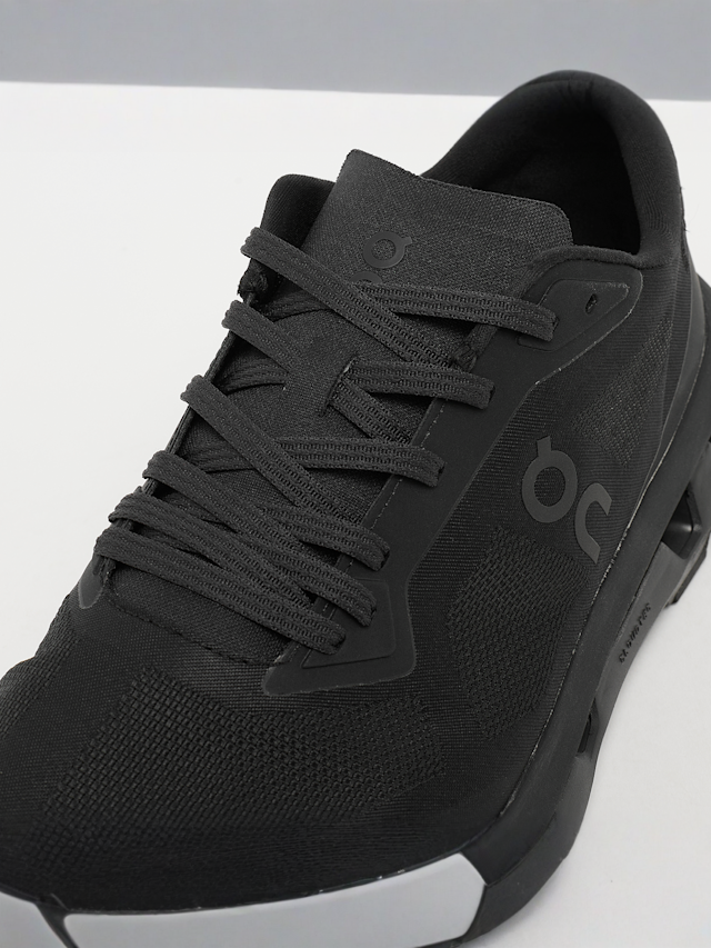 On, Cloudzone, black, Image 6 of 8