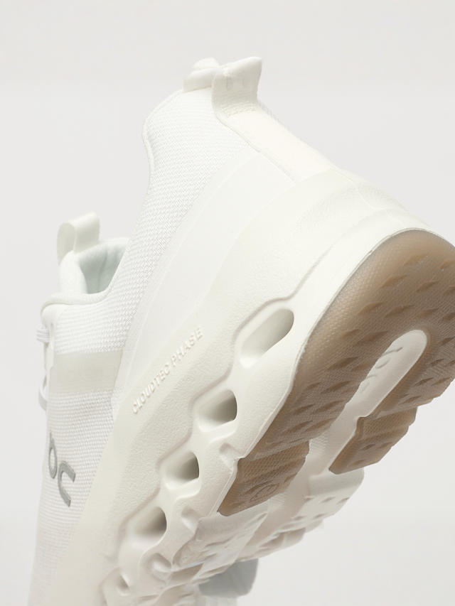 On, Cloudleap (GS), white, Image 7 of 8