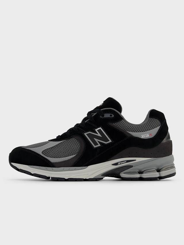 New Balance, 2002, black, Image 1 of 7