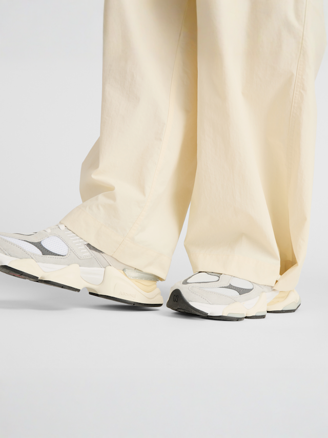 New Balance, Woven Cargo Pant black, beige, Image 5 of 6