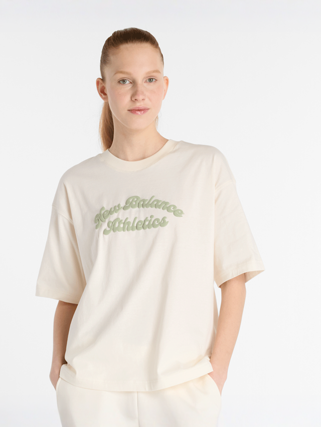 New Balance, Linear Heritage Oversized T-Shirt, beige, Image 1 of 4