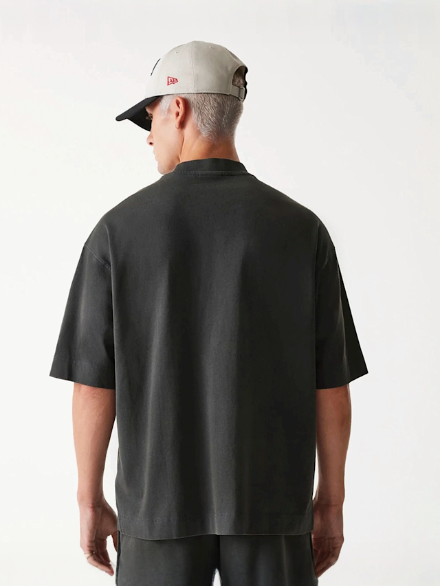 New Era, NBA Chicago Bulls Washed Tee, black, Image 2 of 4