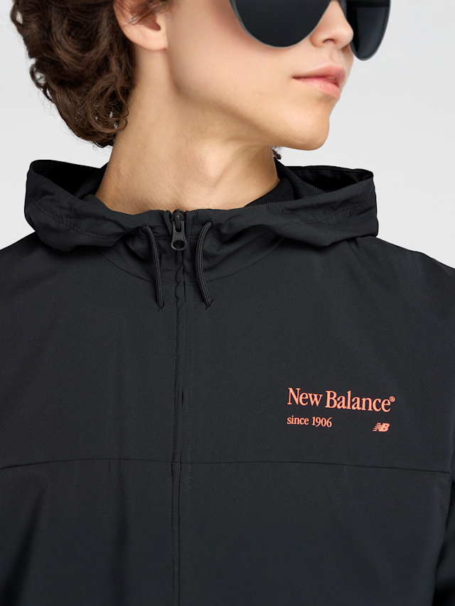 New Balance, REIMAGINED WOVEN GRAPHIC JACKET graphite, black, Image 4 of 6