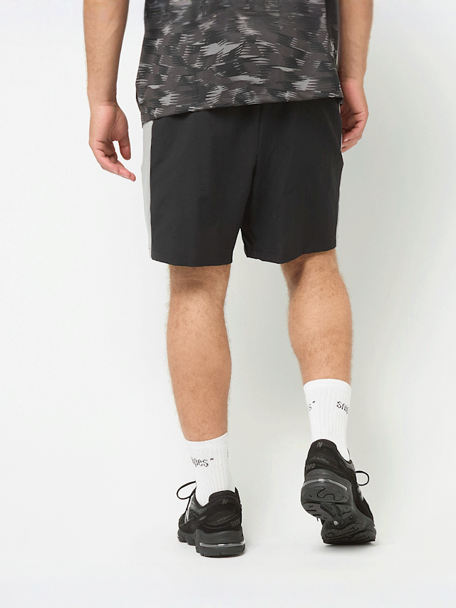 New Balance, 7 Inch Woven Short, black, Image 2 of 6