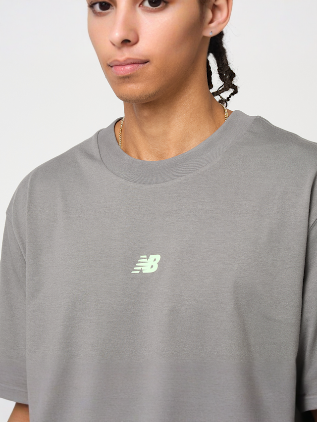 New Balance, Back Print Graphic Tee, grey, Image 3 of 4