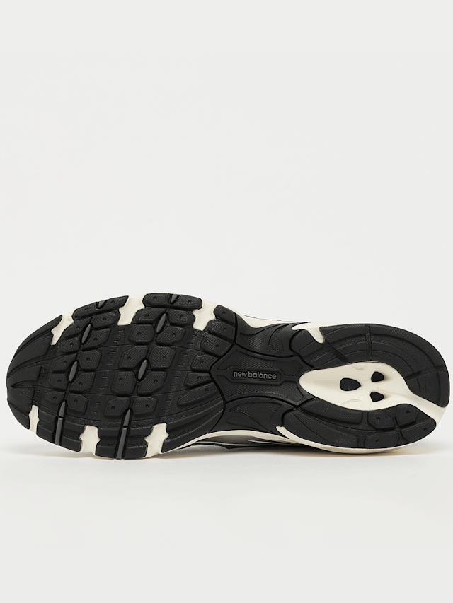 New Balance, 740, white, Image 4 of 7