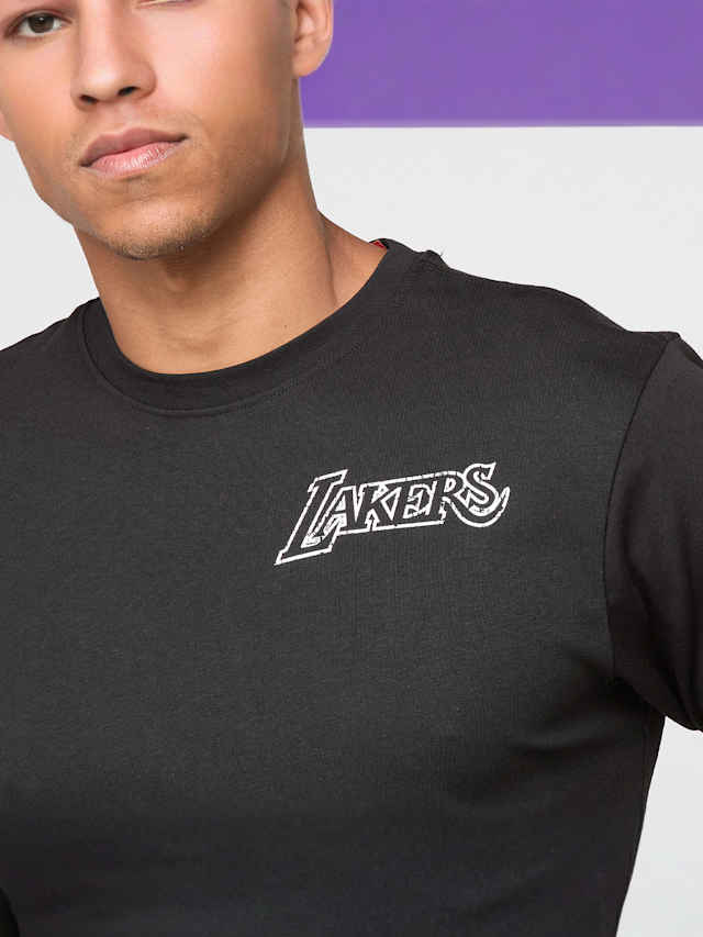 Mitchell & Ness, NBA Los Angeles Lakers HWC Overlap Graphic Tee, black, Image 3 of 6