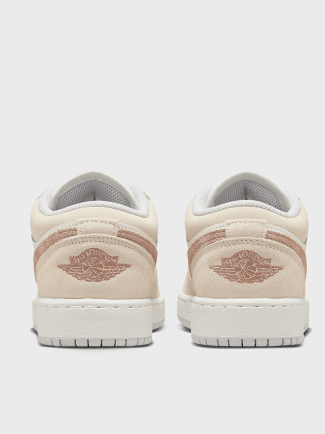 Jordan, 1 Low SE (GS), beige, Image 5 of 8
