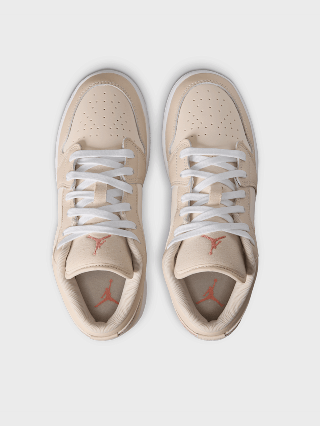 Jordan, 1 Low SE (GS), beige, Image 6 of 8