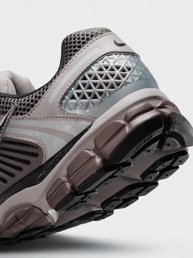 Nike, Zoom Vomero 5, bruin, Afbeelding 8 van 9