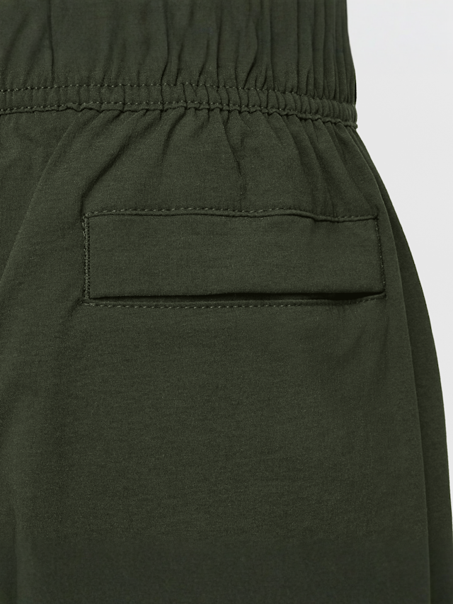 Nike, Sportswear Tech Woven Pant, green, Image 5 of 8
