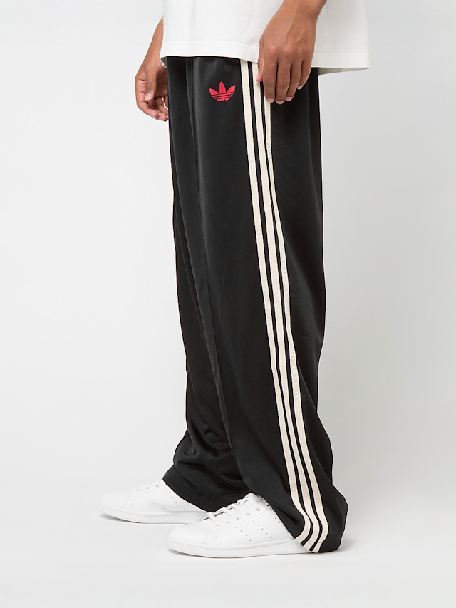 adidas Originals, Firebird Adicolor Baggy Fit Trackpants, zwart, Afbeelding 2 van 7