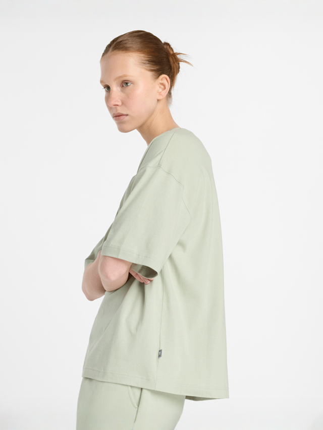 New Balance, Linear Heritage Oversized T-Shirt, green, Image 2 of 4