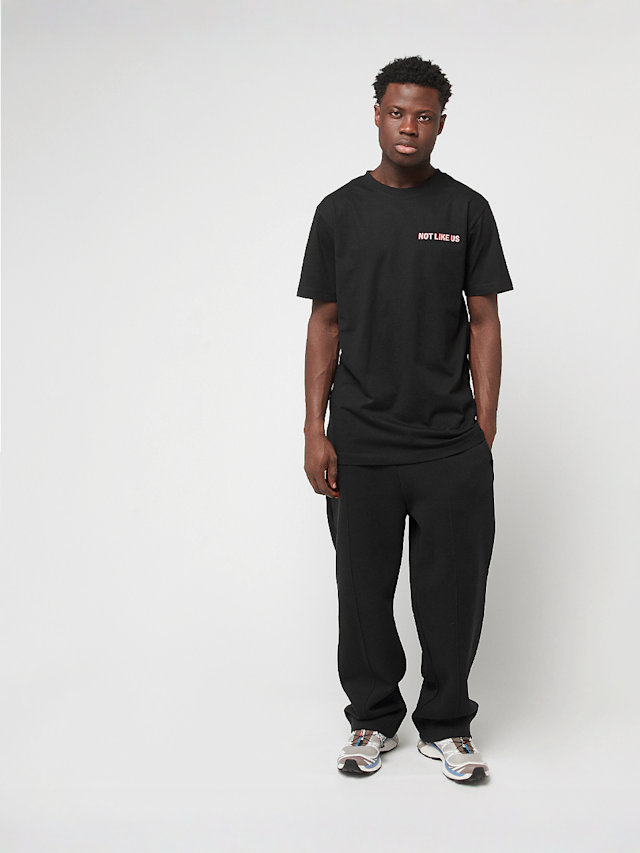 Mister Tee, Nobody Praying Tee, black, Image 5 of 5