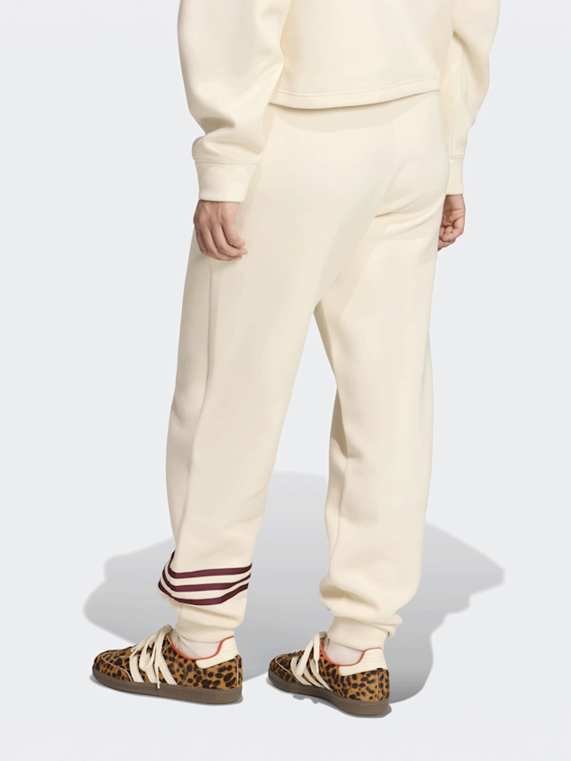 adidas Originals, Neuclassics Sweatpant, beige, Image 2 of 5
