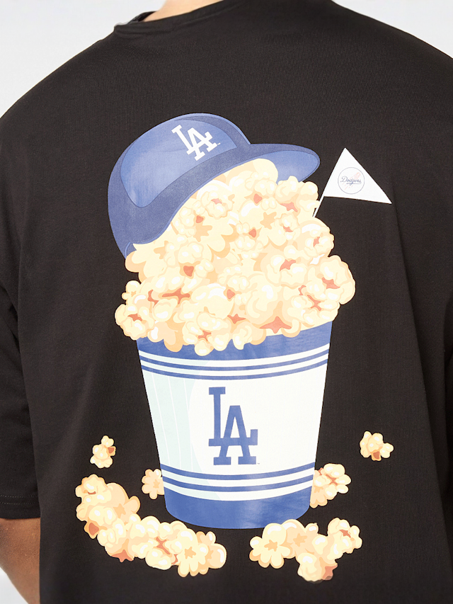 New Era, MLB Food Graphic Oversized Tee Los Angeles Dodgers, black, Image 5 of 6