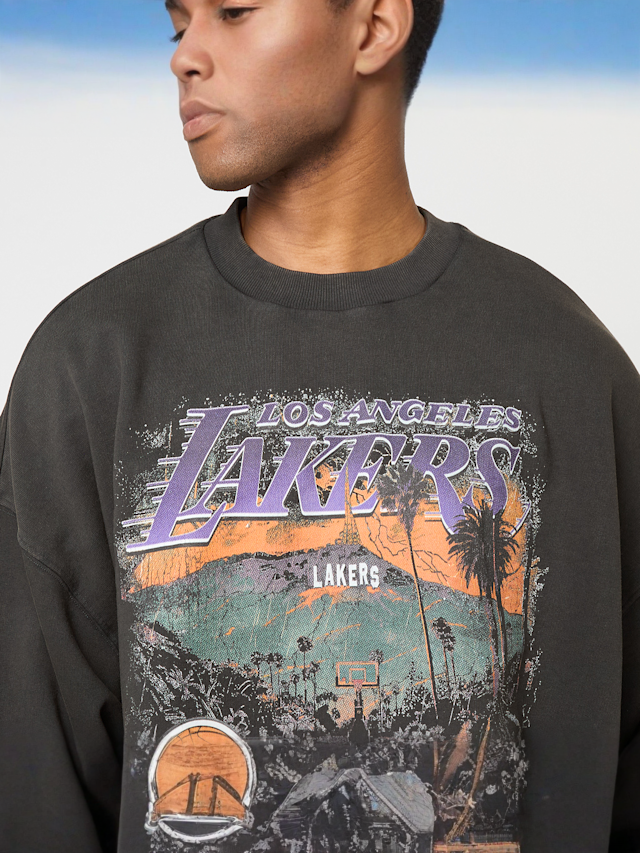 New Era, NBA Washed Graphic Oversized Crew Los Angeles Lakers, multicolor, Afbeelding 3 van 4