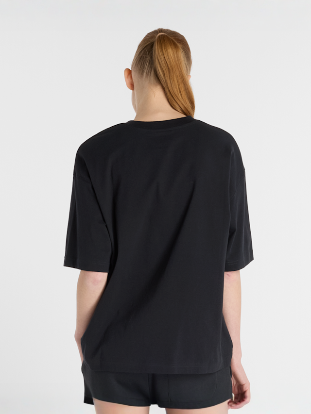 New Balance, Linear Heritage Oversized T-Shirt, czarny, Obraz 2 z 4