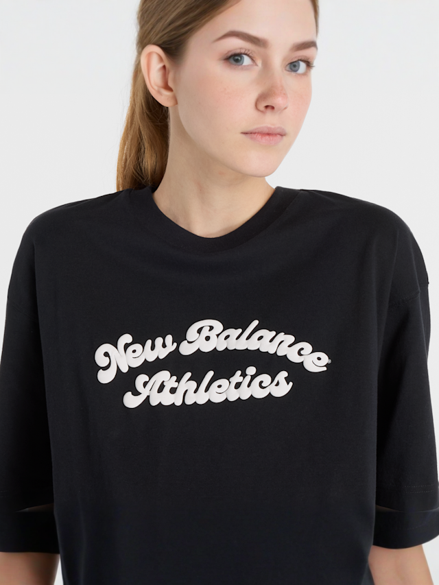 New Balance, Linear Heritage Oversized T-Shirt, zwart, Afbeelding 3 van 4