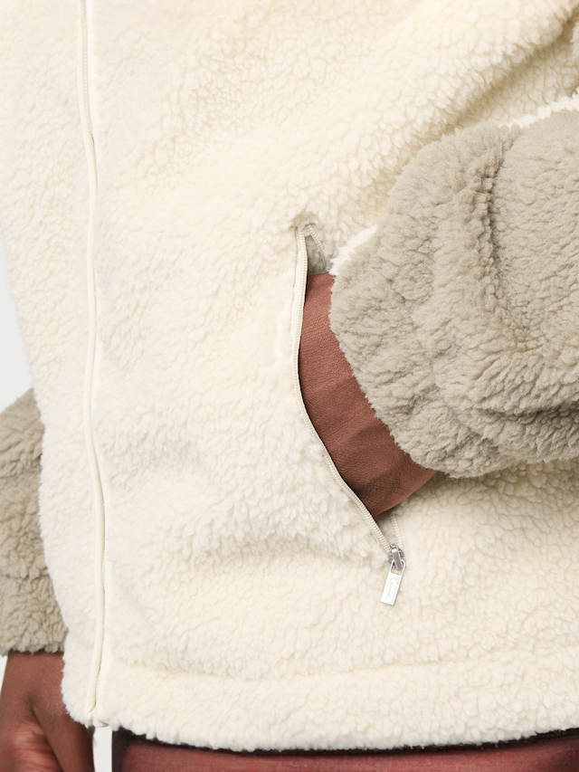 Karl Kani, Signature Rubber Patch Teddy Zip Jacket, beige, Image 4 of 5